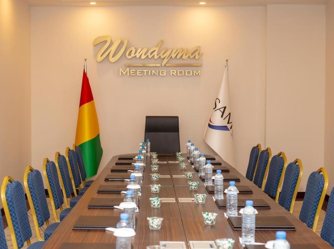 Souare Premium Hotel Conakry Exteriör bild